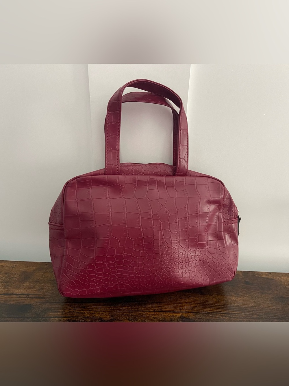 Women's Croc-Embossed Burgundy Bag